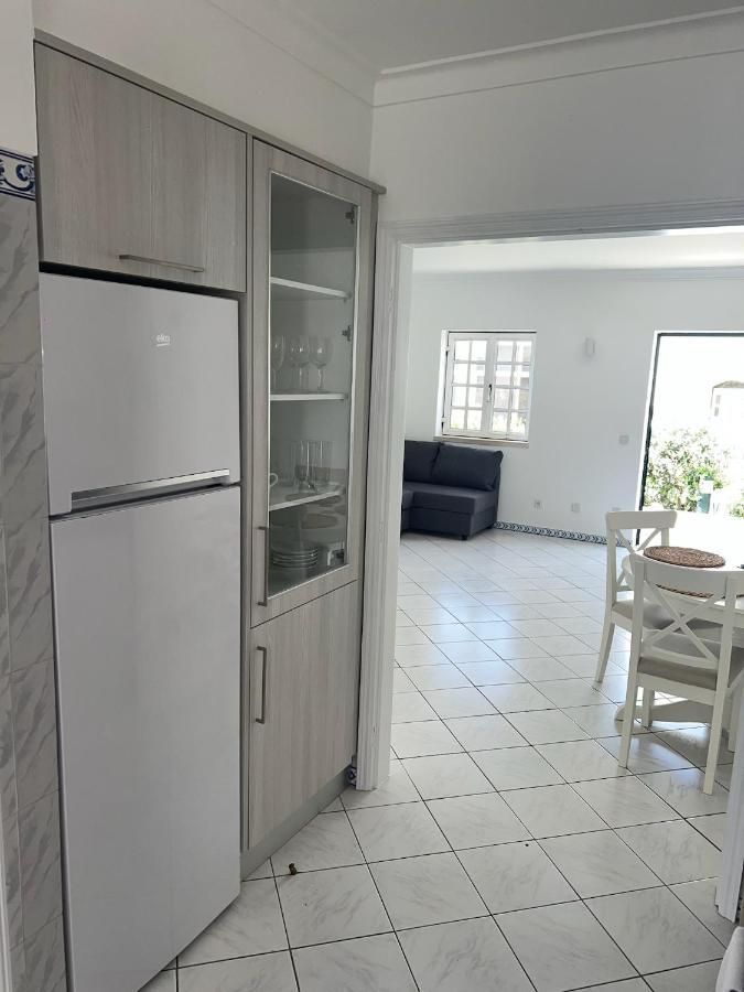 Relaxing 2 Bedroom House 5 Minutes Away From Vilamoura Marina Quarteira Dış mekan fotoğraf